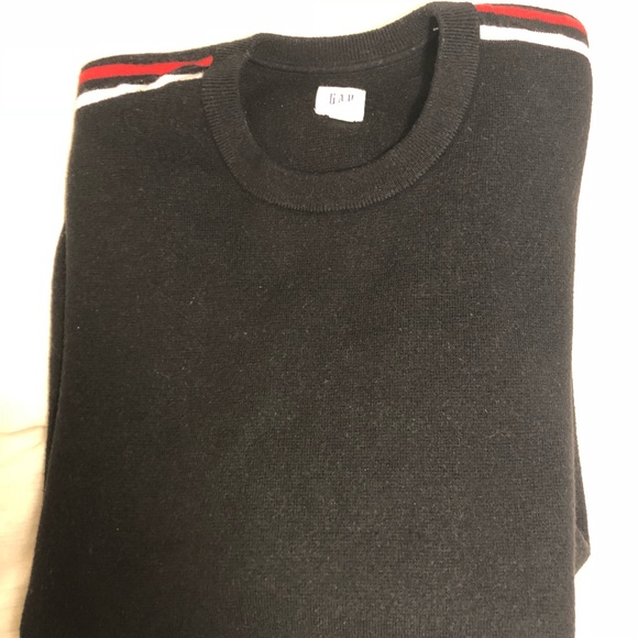 GAP Red & White Striped-Shoulder Sweater (L) - Picture 3 of 4